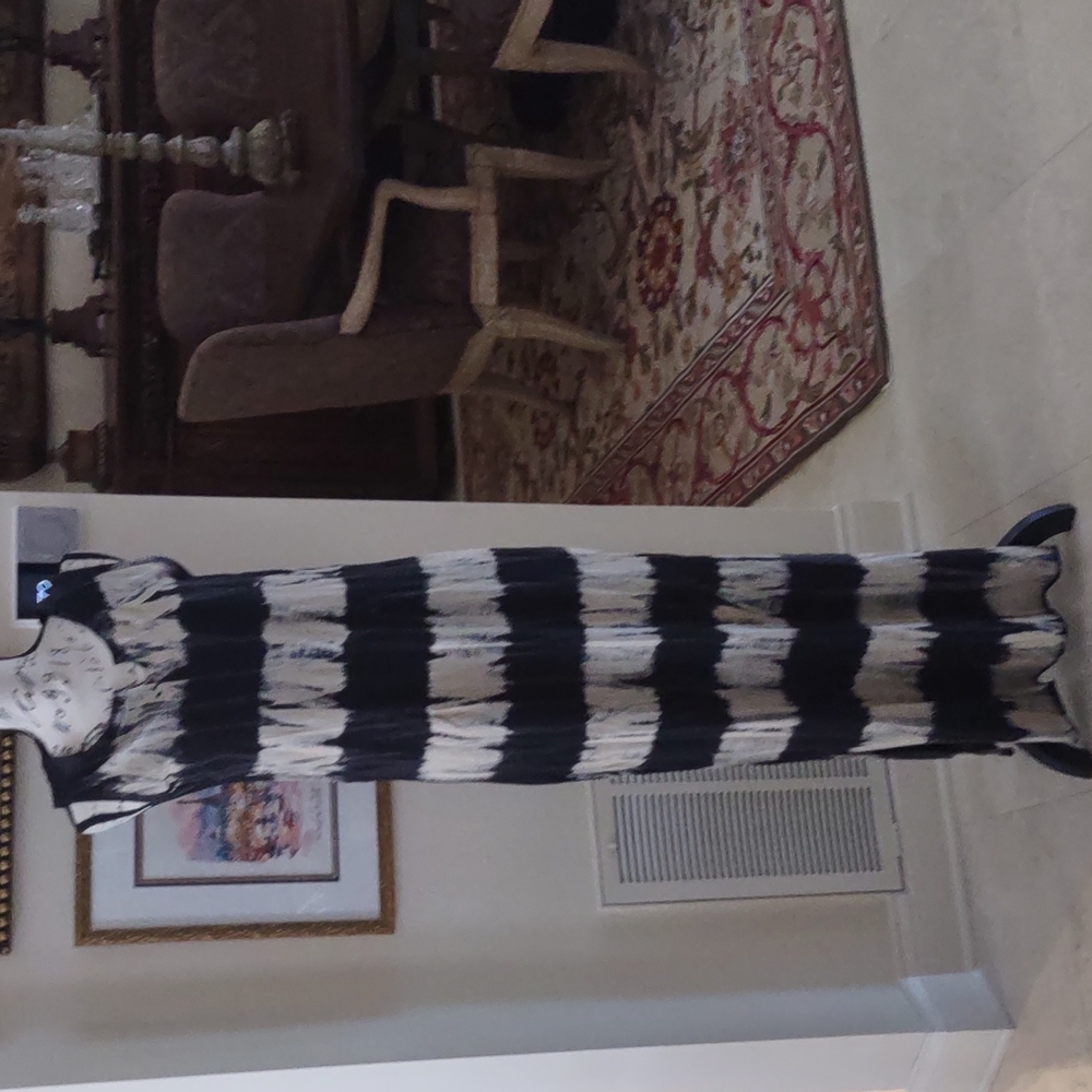 Chelsea Violet Maxi Dress Size Large